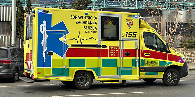 Vlak na Litoměřicku usmrtil člověka. Provoz byl zastaven