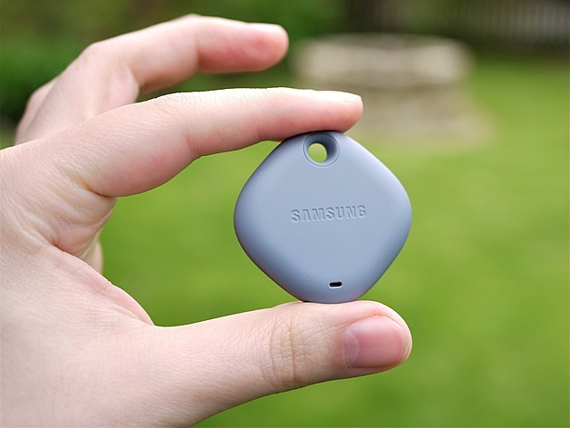 Tracker pomůže najít klíče, kufr na pásu na letišti nebo deštník