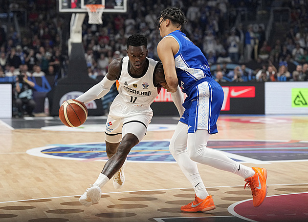 Němci jasně prošli do finále EuroBasketu, o zlato se utkají s Tureckem