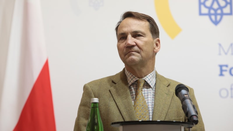 Rusko se blíží vyvolání konfliktu s NATO, varoval polský ministr. Zmínil i aktivaci článku 5