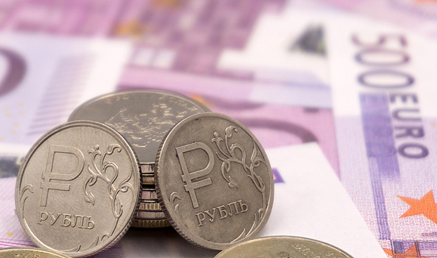 Za auta z Číny zaplatíme pšenicí. Rusko kvůli sankcím vsadilo na směnný obchod