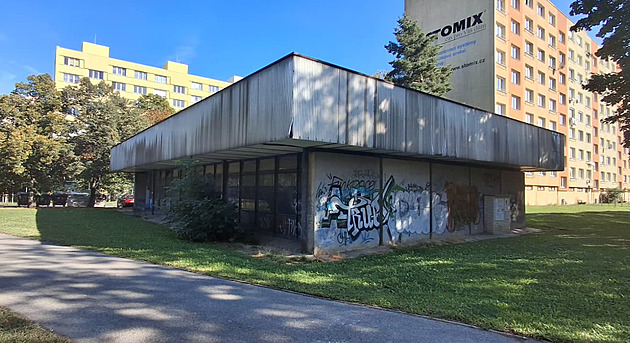 Udělejte z výměníku třeba ordinace. Osmipatrový dům nechceme, říká autorka petice