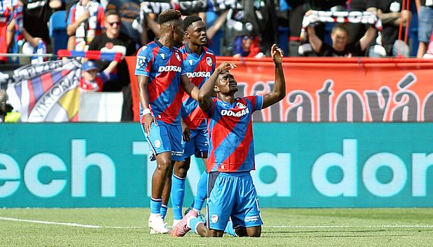 Plzeň v domácím poháru přejela Lanžhot, prosadilo se šest různých střelců
