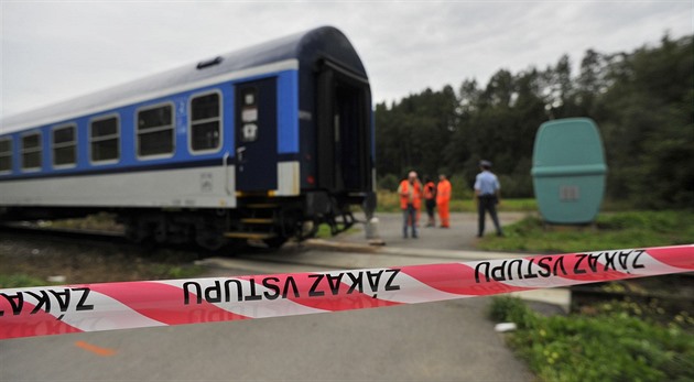 Vlak na Havlíčkobrodsku usmrtil člověka, provoz stál déle než tři hodiny