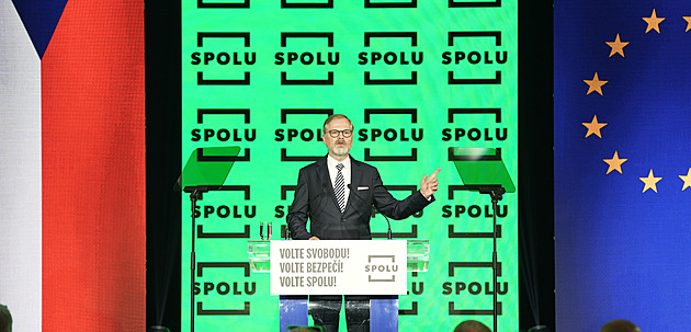 Nesmíme s ruskými kolaboranty prohrát osud naší země, burcuje Fiala