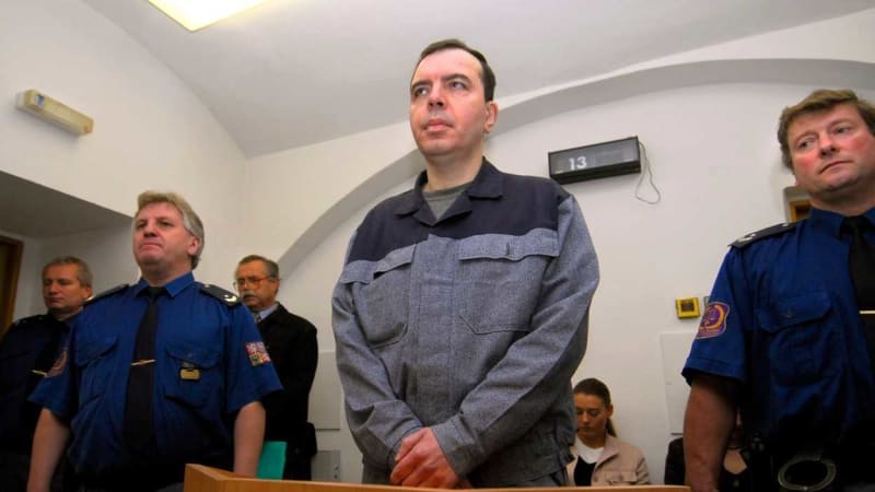 Nejdéle vězněný Čech je na svobodě. Vocáska propustil soud po 38 letech za mřížemi
