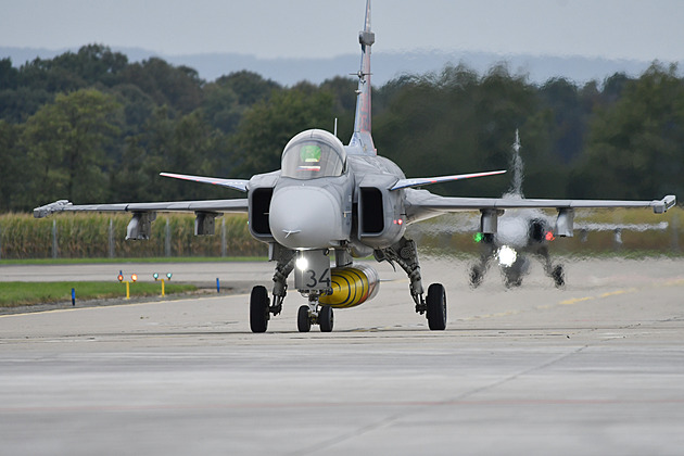 Dny NATO 2025 program v sobotu: přelet B-52, nová technika i drsné zásahy