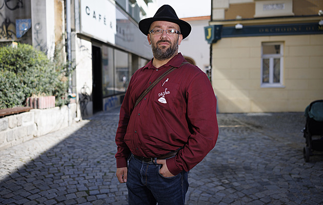 Dnešní režim není jednoznačně lepší, tvrdí jihomoravský lídr Stačilo! Sterzik