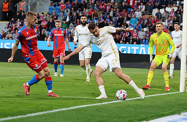 ONLINE: Sparta - Plzeň, domácí stále bez Haraslína, místo něj hraje Mercado