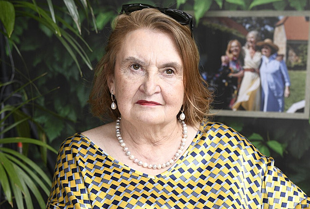 Eva Holubová zareagovala na falešnou zprávu o svém špatném zdravotním stavu