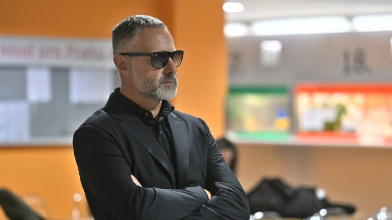 ON-LINE z kauzy Dozimetr: Proces je hrozbou pro STAN, Redl i Hluboček vinu odmítli