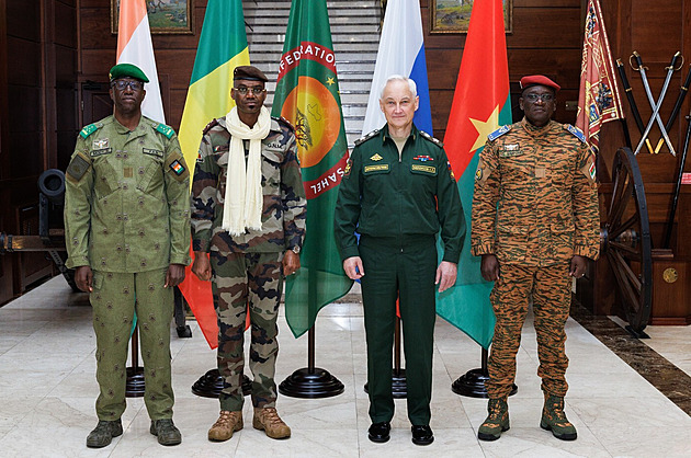 Putinovi afričtí spojenci opouštějí haagský tribunál. Neřeší válečné zločiny, tvrdí