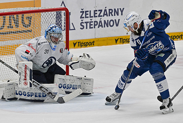 ONLINE: Kometa vede nad Plzní, Liberec vyrovnal, Sparta hraje v Olomouci
