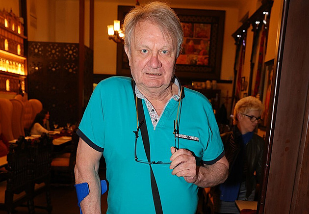 Adamec má stejnou diagnózu jako Bruce Willis. Majetek už přepsal na syna