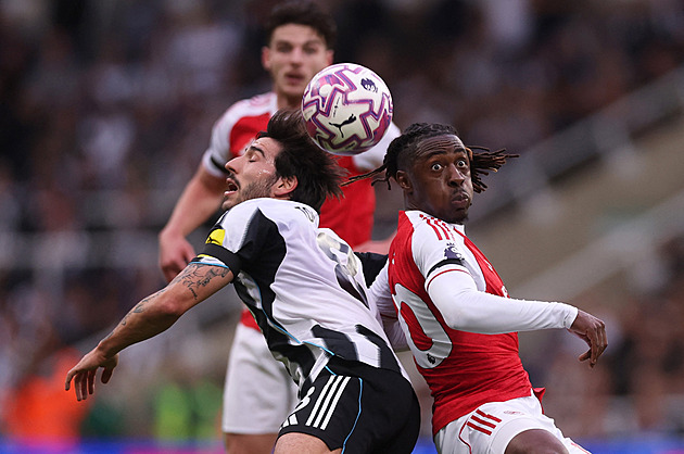 ONLINE: Arsenal otáčí zápas s Newcastlem, Aston Villa se dočkala první výhry v sezoně