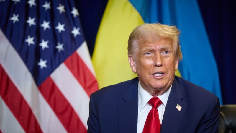 Trumpův ministr obrany svolal armádní elity. Na setkání se pustil do „tlustých generálů“