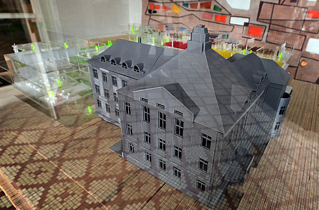 Keramka v novém. Začala stavba moderního komplexu karlovarské střední školy