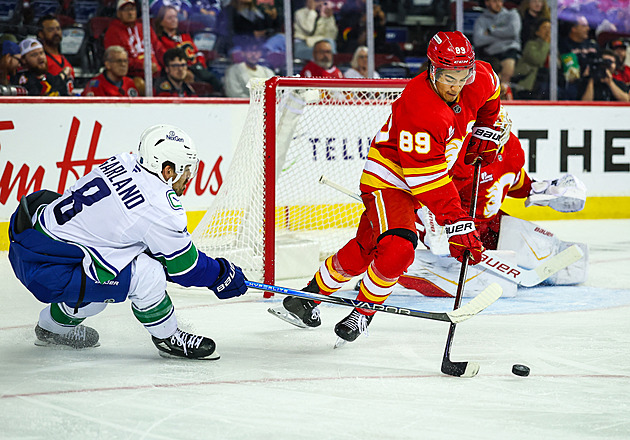 Hronek asistoval u výhry, Mrtka s Kulichem nastoupili za Buffalo