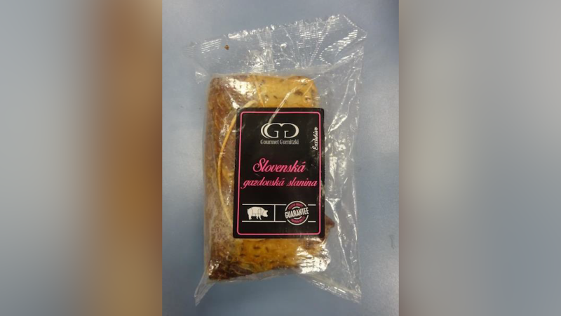 Pozor na plesnivou slaninu. Inspekce ji našla na pultech Teska