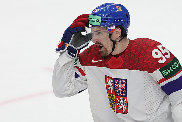 Voženílek má zlomenou kost v noze, bez hokeje může být dva měsíce