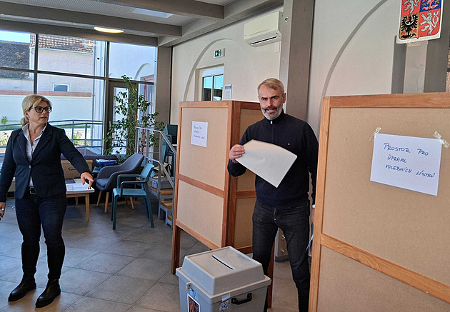 Šlachtova Přísaha zůstane opět mimo Sněmovnu, má okolo jednoho procenta