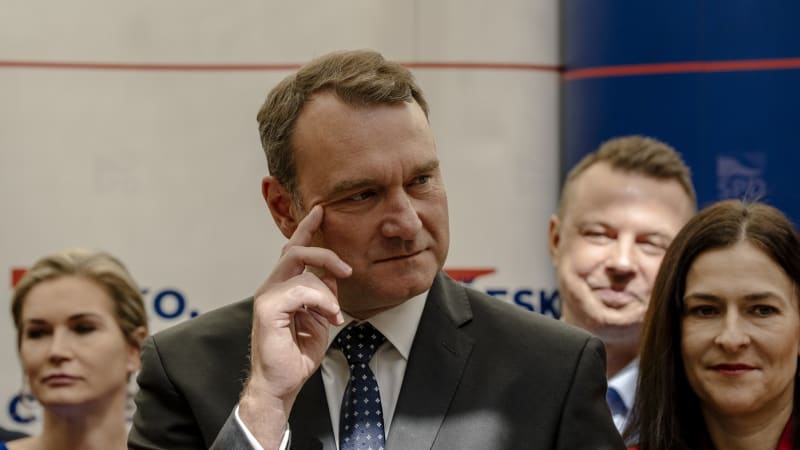 První reakce na výsledky: Naše úsilí nestačilo, řekla Konečná. SPD chce do vlády s ANO