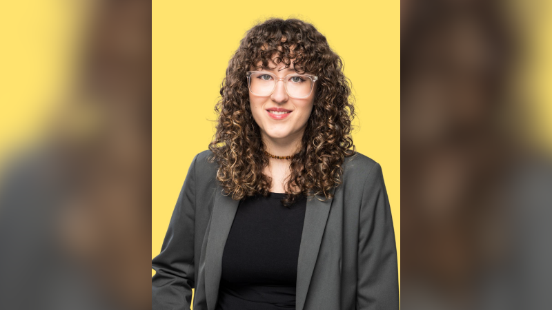 Česko má nejmladší poslankyni v historii. Ve školství chci řešit i AI, říká Julie Smejkalová