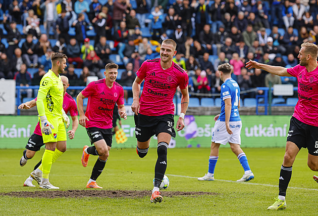 Zlín - Baník Ostrava 1:1, domácí dlouho vedli, hosté srovnali až v nastavení