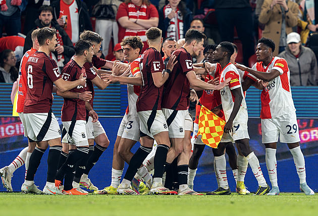 ONLINE: Sparta - Slavia 0:0, v úvodu velká šance Vydry, zakončení ale nezvládá