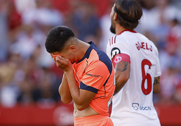 Barcelona v La Lize utrpěla nečekaný debakl, od Sevilly dostala čtyři branky