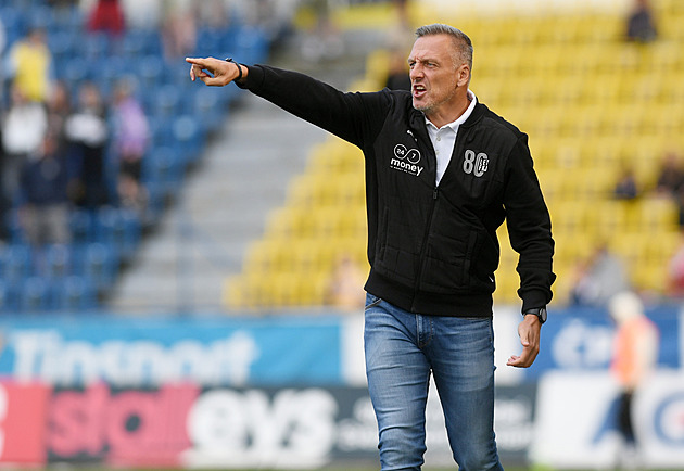 Kozel po konci úctyhodné série: V úvodu jsme jen couvali, teď se musíme oklepat