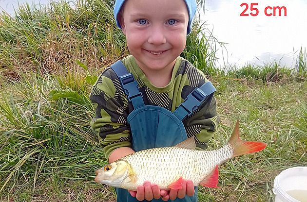 Splněný sen o 25 centimetrech proměnil malého Adama ve velkého rybáře