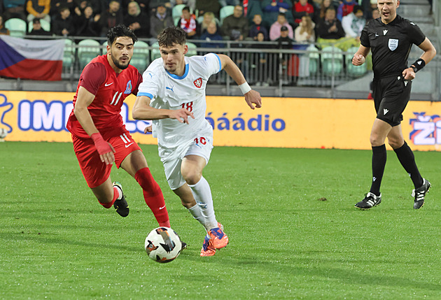 Jednadvacítka přejela Ázerbájdžán, třikrát se v Karviné trefil Mašek