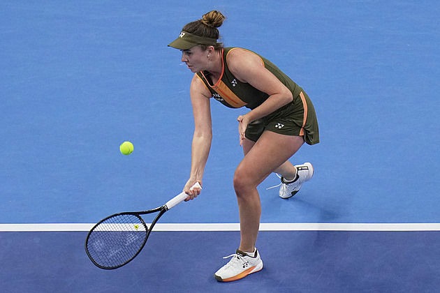 Nosková selhala v Ósace, nasazená dvojka prohrála v prvním kole s Boulterovou