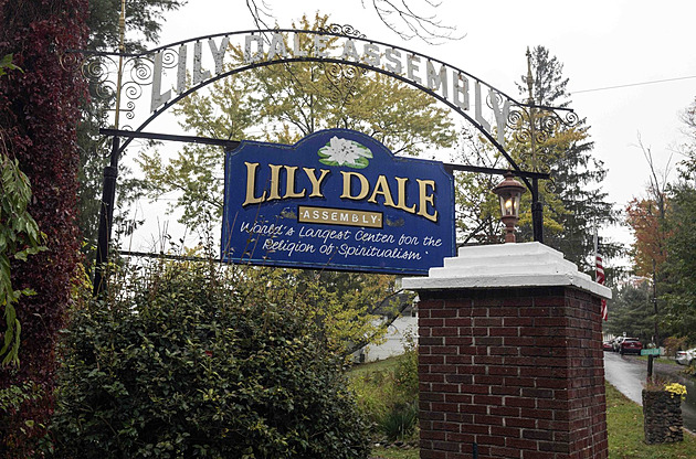 Srdce spiritismu. V Lily Dale žijí psychická média a mluví tam andělé