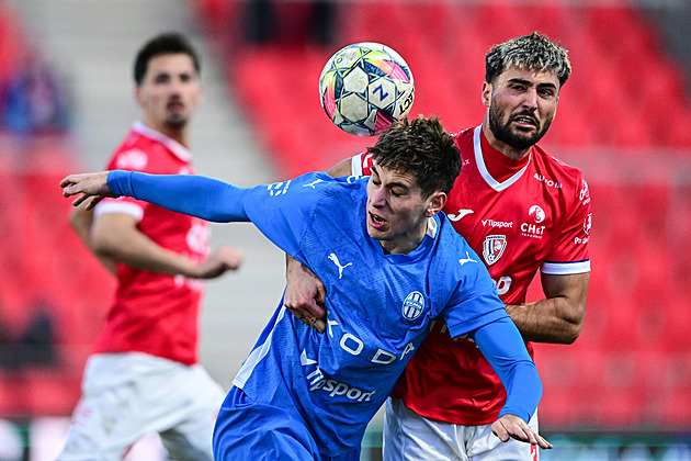 ONLINE: Pardubice - Ml. Boleslav 1:0, hosté jsou od úvodu v deseti, domácí trestají