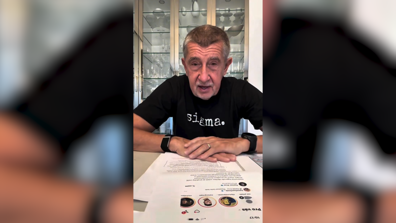 Beru si dovolenou, oznámil Babiš. Rýpl si do Lipavského, vládu nařkl z krádeže a plýtvání