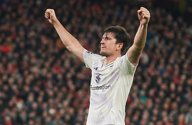 Liverpool doma prohrál s United, šlágr rozhodl Maguire. Aston Villa otáčela