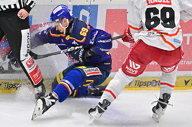 ONLINE: Hradec vede v Budějovicích, Olomouc srovnala. Sparta přivítá Třinec