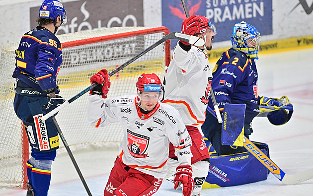 ONLINE: Třinec na Spartě znovu vede, Hradec dal další gól, daří se Litvínovu