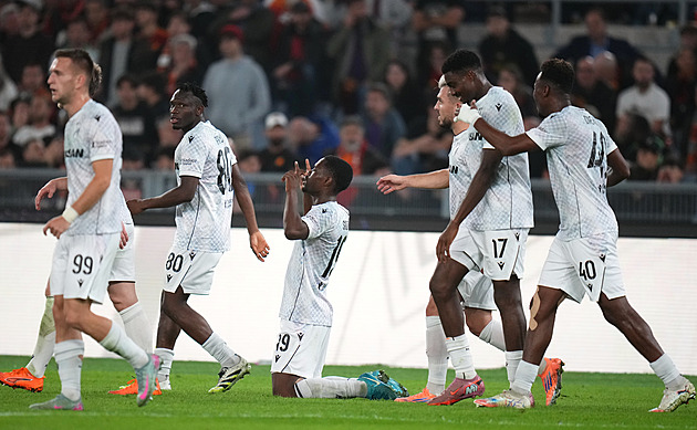 ONLINE: AS Řím - Plzeň 1:2, z penalty snížil Dybala, hosté ale těsný náskok drží