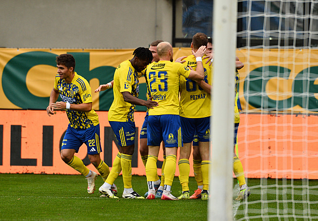 ONLINE: Zlín - Pardubice 2:2, divoký druhý poločas, Patrák srovnává z penalty