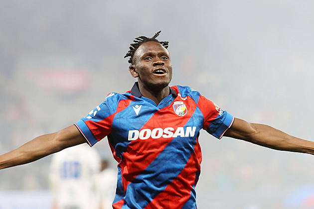 ONLINE: Plzeň - Baník 2:0, Jedlička chytá tutovku, vzápětí rozhoduje Memič