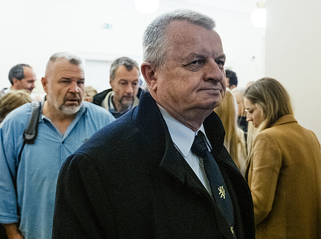 Šéf domobranců u soudu popřel vinu. Obvinění z terorismu jsou mimo mísu, řekl