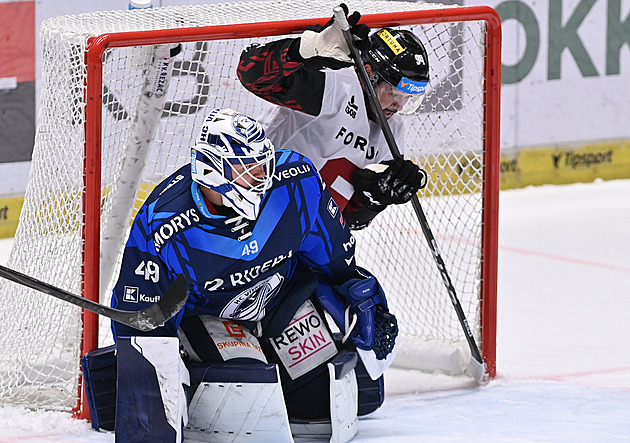 ONLINE: Vítkovice - Sparta 1:4 je hotovo. Pojistku do prázdné brány přidal Chlapík