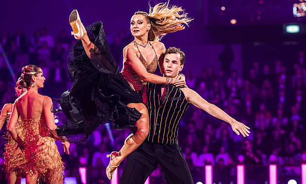 Občas si připadáme jako Rolling Stones, říká Oskar Hes o StarDance Tour