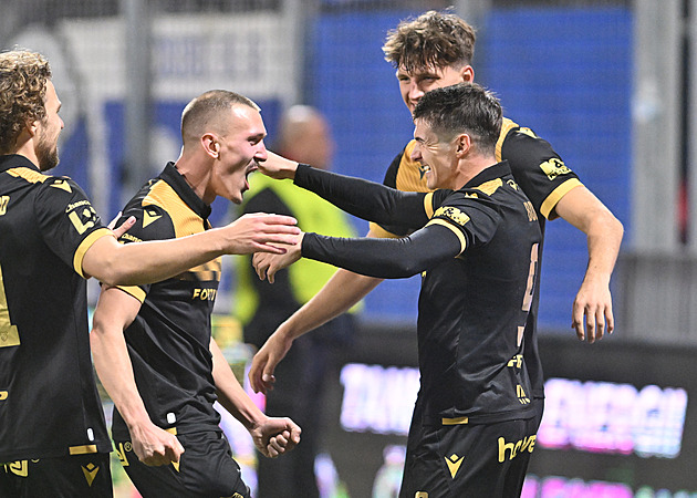 Baník je po přestřelce v Pardubicích ve čtvrtfinále, Bohemians v poháru končí