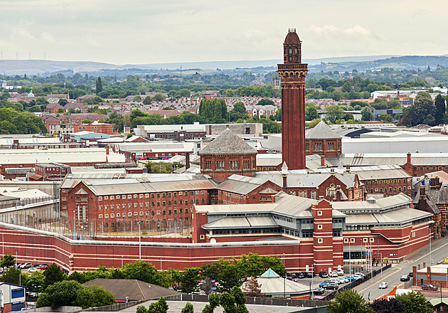 Omylem pustili stovky zločinců. Brity pohněvalo obří selhání vězeňského systému