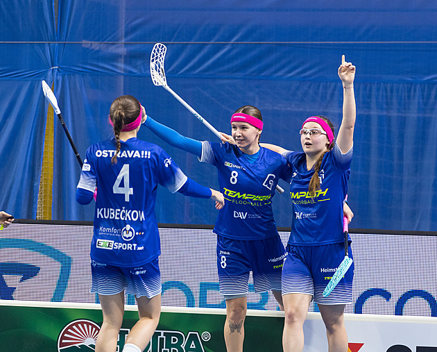Finále Poháru mistrů si zahrají florbalistky Vítkovic. České semifinále opanovaly