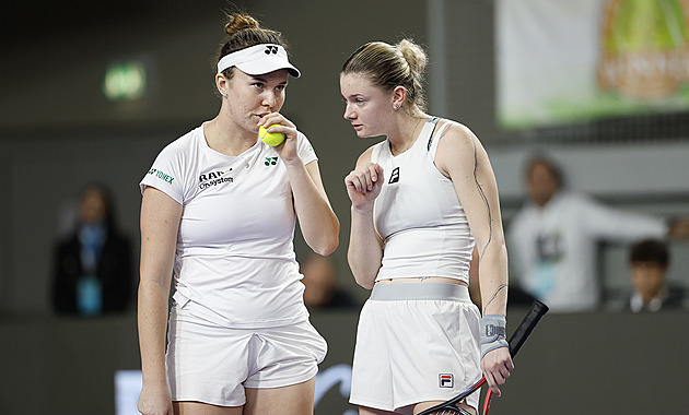 Při Pálově rozlučce hrozilo fiasko, Češky se nakonec po obratu mezi elitou udržely